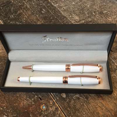 Stratton Pen Set White and rose gold